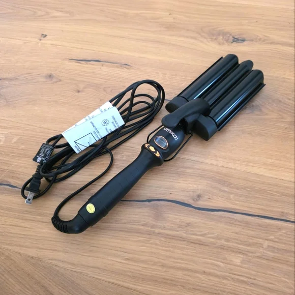 Amika High Tide Deep Waver